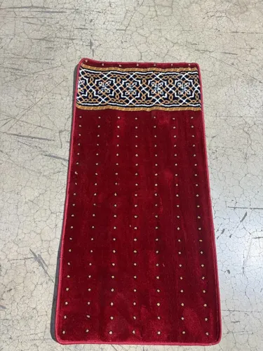 سجادة صلاة مفردة حمراء - سالفورد الكويت